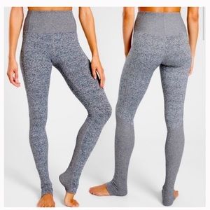 Athleta Exhale Heel Tight Gray Small Leggings